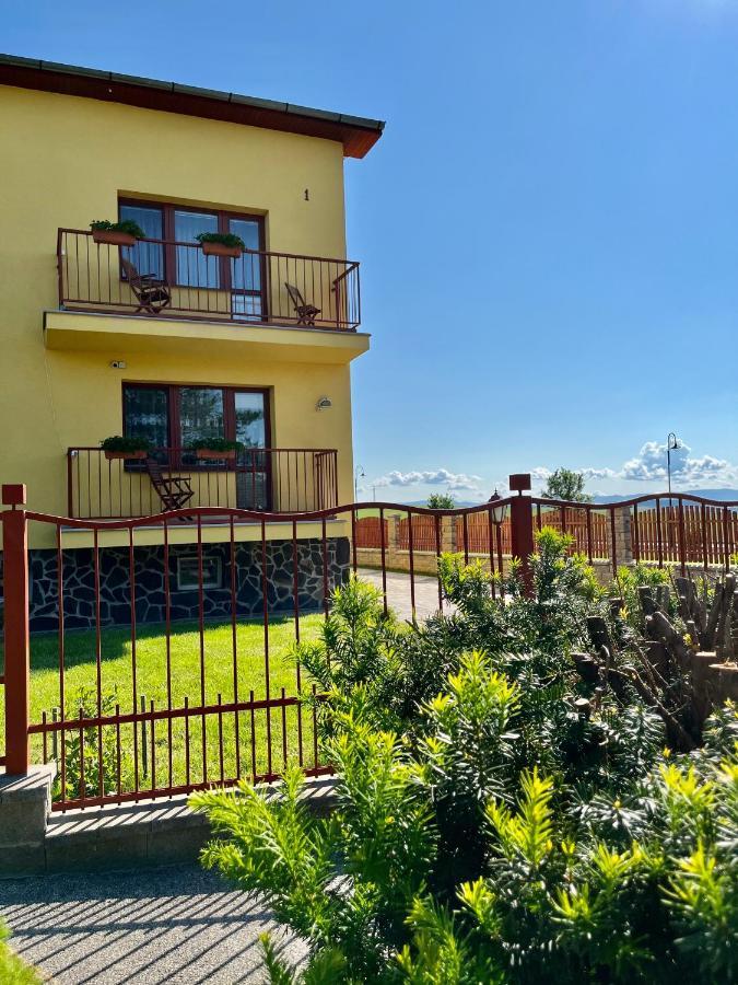 Privat U Eriky Hotel Stara Lesna Bagian luar foto