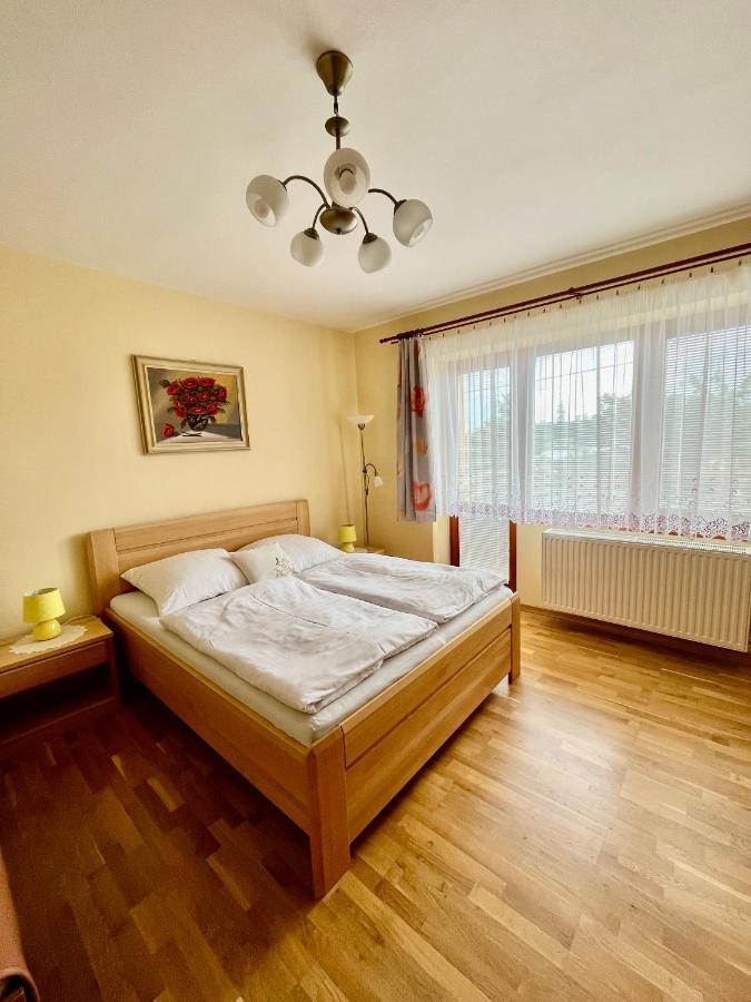 Privat U Eriky Hotel Stara Lesna Bagian luar foto